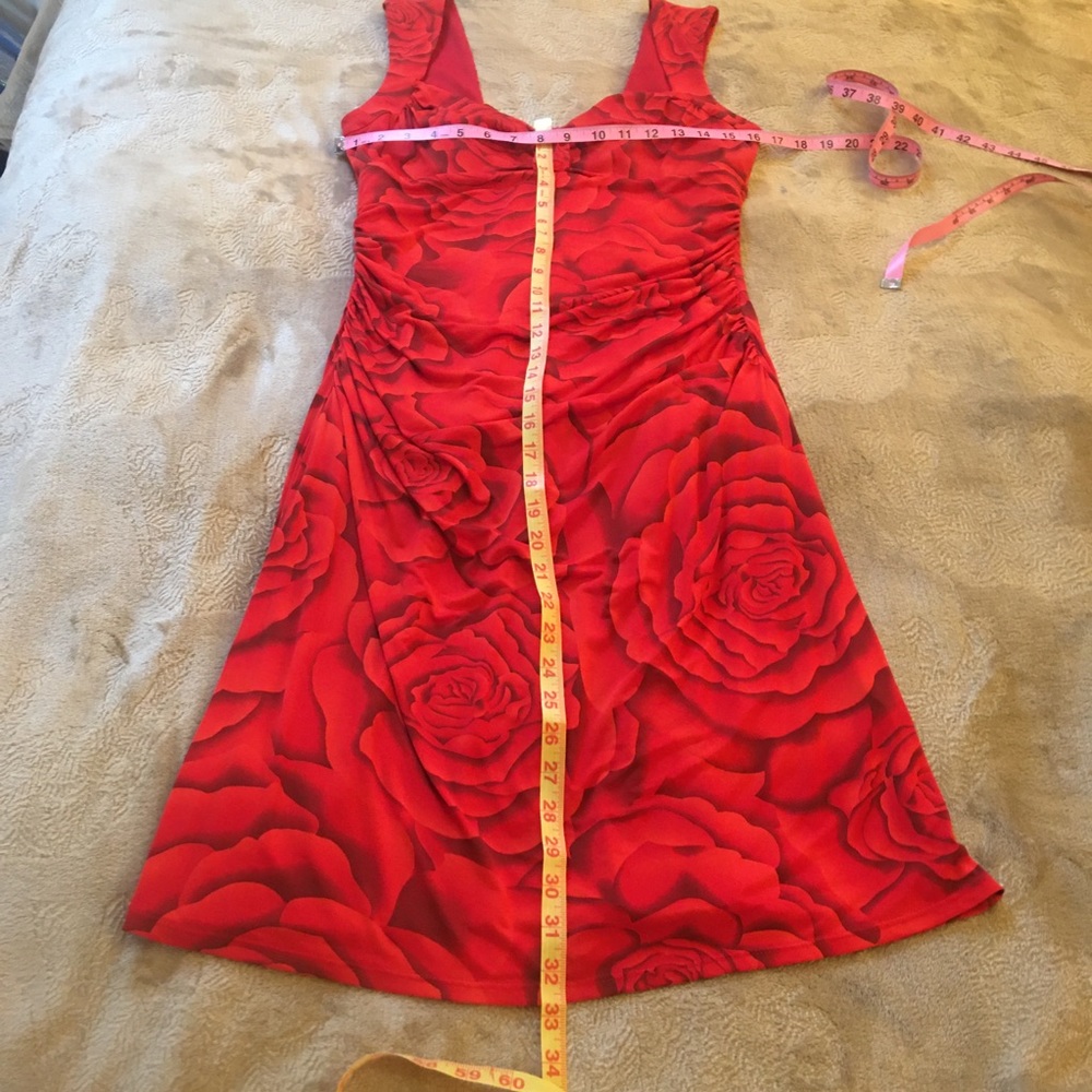 Le Chateau red rose elegant cocktail ruched dress Size L - Picture 9 of 10
